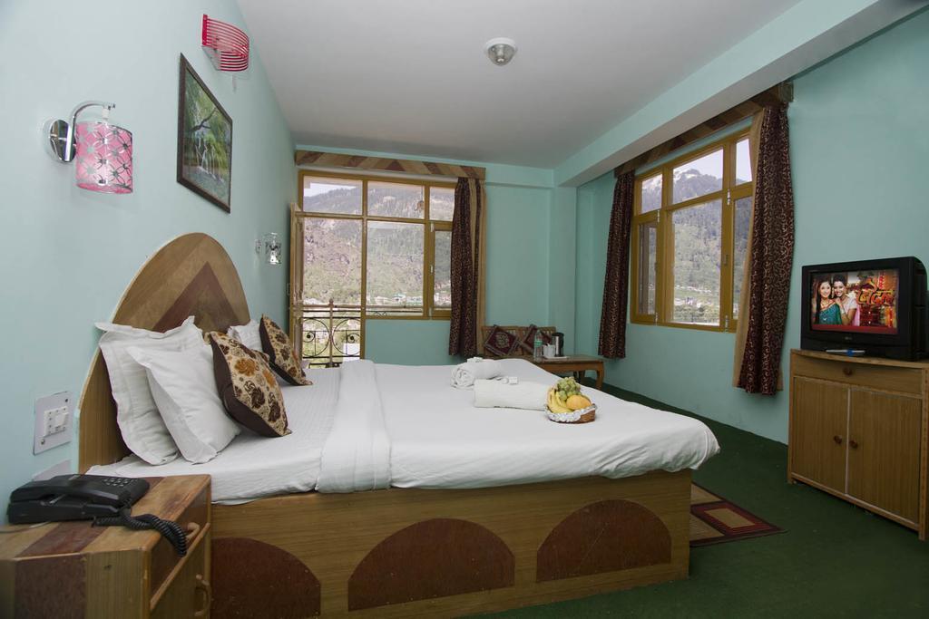Hotel Ocean Inn Manāli Camera foto