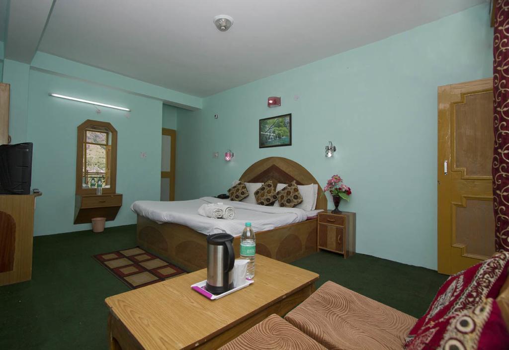 Hotel Ocean Inn Manāli Camera foto