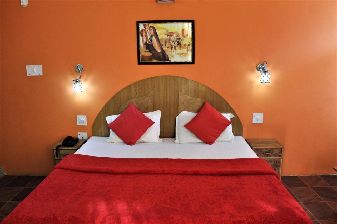 Hotel Ocean Inn Manāli Esterno foto