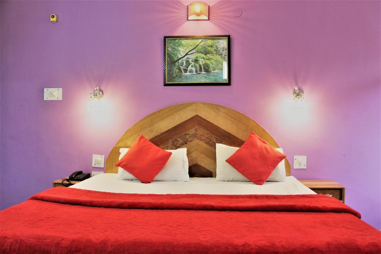 Hotel Ocean Inn Manāli Esterno foto