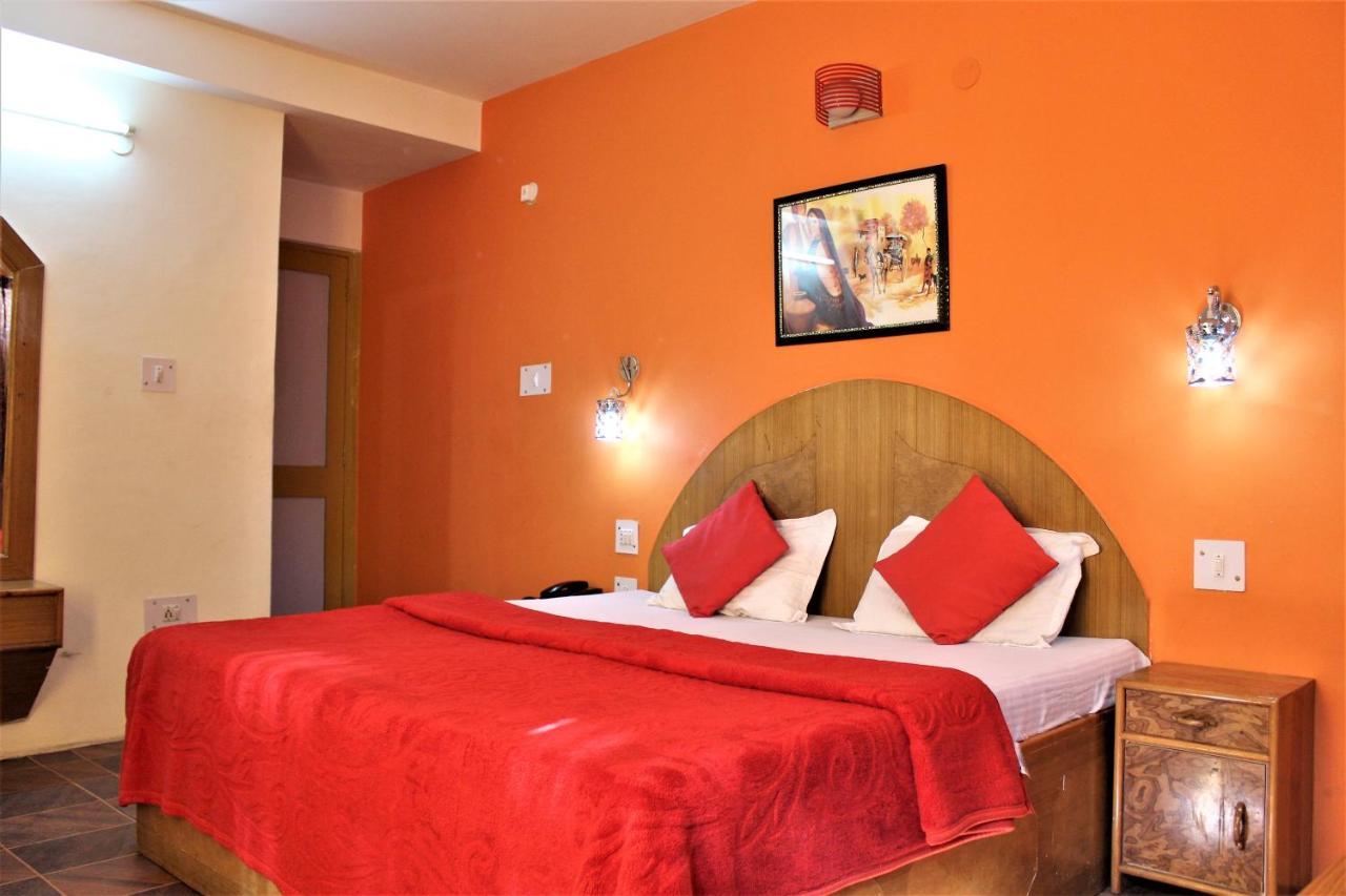 Hotel Ocean Inn Manāli Esterno foto